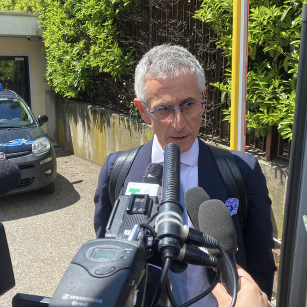 Intimidazioni e offese al difensore di Manfrinati. L'Ordine degli avvocati: «Solidarietà a Busignani»