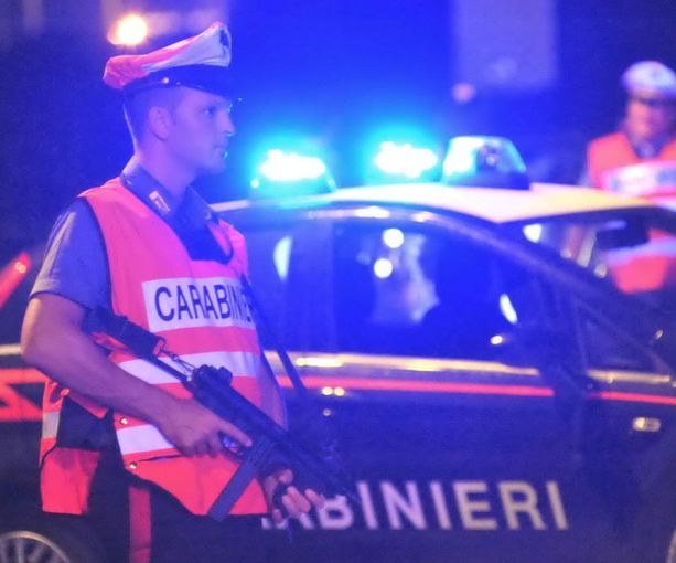 Ancora sangue in piazzale Trento a Varese: lite a bottigliate, due giovani feriti