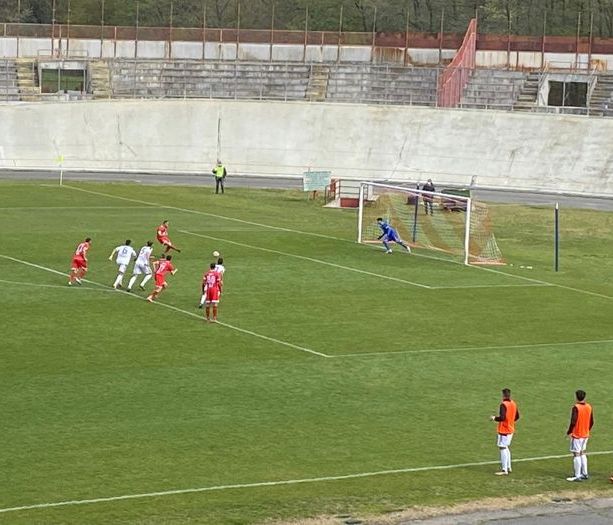 Incubo Franco Ossola: Varese ripreso al 95' (2-2) con il portiere che urla &quot;mia&quot; e non la prende...