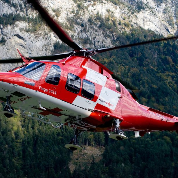 Incidente sul lavoro in un cantiere edile in Canton Ticino, ferito gravemente un operaio della provincia di Varese