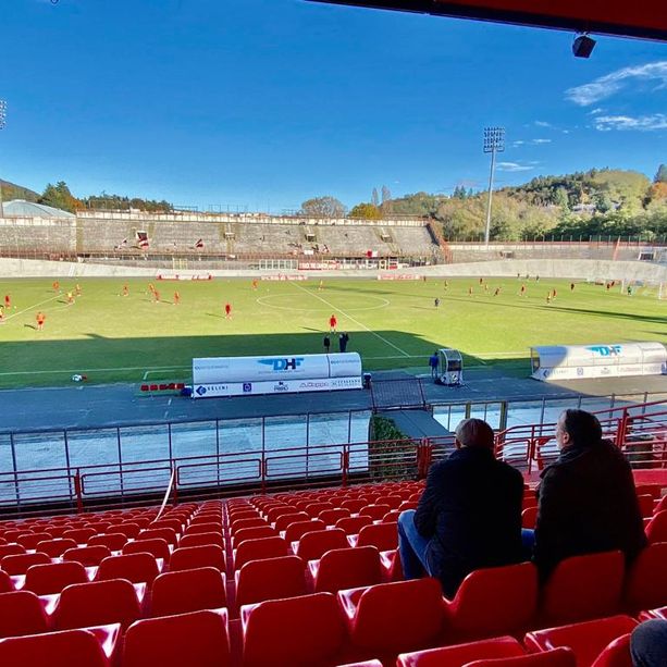 IN DIRETTA Varese-Pont Donnaz. Prima di rifare lo stadio, meglio battere il Pont Donnaz