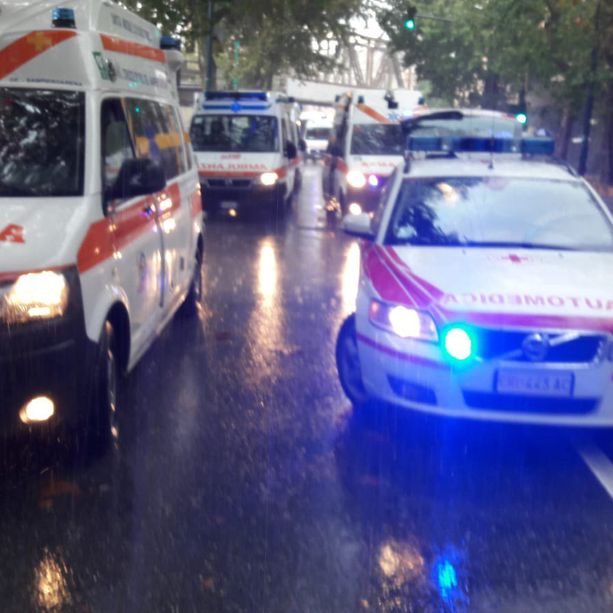 Scontro tra auto a Somma: soccorsi in codice rosso. Tre le persone coinvolte