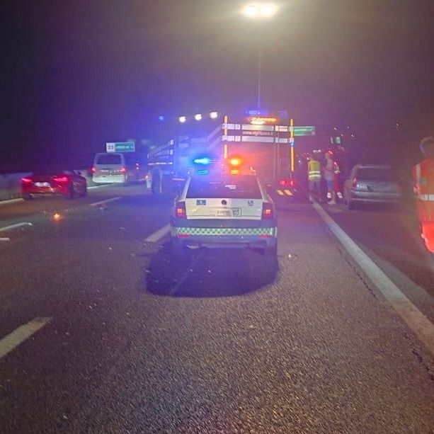 Calvario Autolaghi: ancora un incidente, ancora due feriti e code in direzione Milano