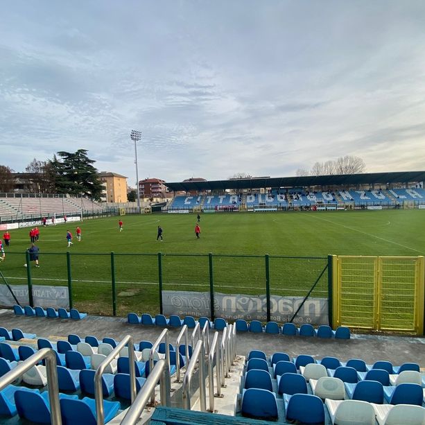 COPPA IN DIRETTA. Giana-Varese 0-0: serve un'impresa ai biancorossi contro lo schiacciasassi della D per accedere ai quarti
