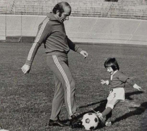 Dieci anni senza Peo Maroso, la bandiera più grande del Varese. Il figlio e la nipote: «Tirava fuori il meglio dalle persone e inculcava il sacrificio»