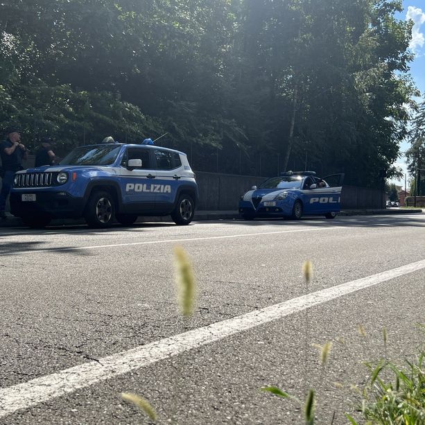 Vasta operazione antidroga nell'Alto Varesotto: fermati e deferiti tre spacciatori. Otto patenti e mezzi sequestrati