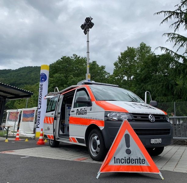 Frontale in Canton Ticino: in gravi condizioni una ragazza di 22 anni residente in provincia di Varese
