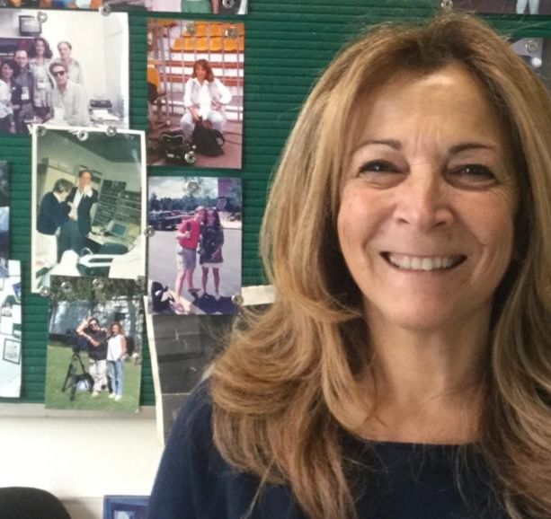 Donatella Scarnati a Leggiuno ad omaggiare Gigi Riva: «Chissà come avrà commentato da lassù tutto questo amore»