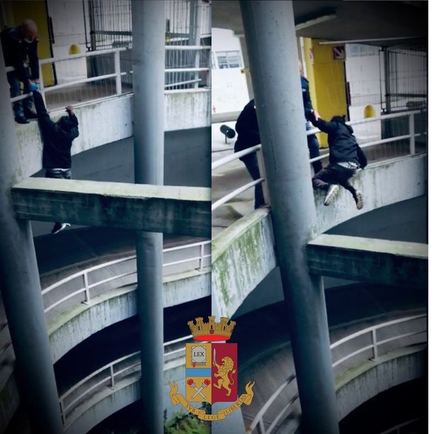 Spacciatore in fuga dalla Polizia rischia di precipitare nel vuoto e viene salvato dagli stessi agenti