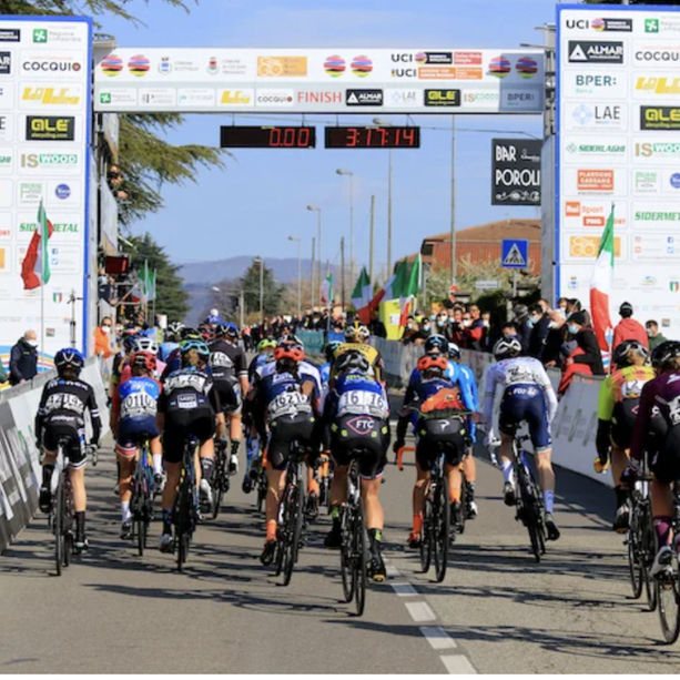 Domenica di ciclismo nell’alto Varesotto: i percorsi e gli orari di passaggio del Trofeo Binda