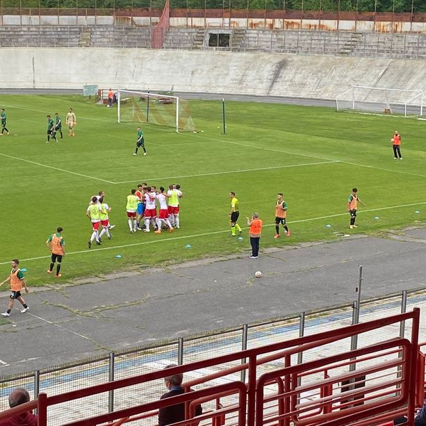 Il Varese non muore mai e riprende la Castellanzese con il 50° gol biancorosso di Giulio Ebagua (2-2)