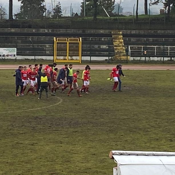 Il bel Romeo finalmente fa innamorare il Varese: gol vittoria nel finale, l'impresa salvezza è possibile