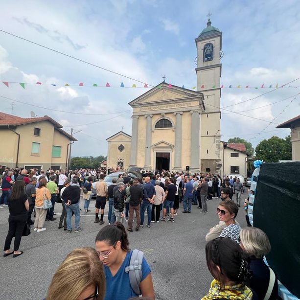 FOTO e VIDEO - «Sull'amore di Giovanni la morte non può nulla. Ti ricorderemo nei sogni»