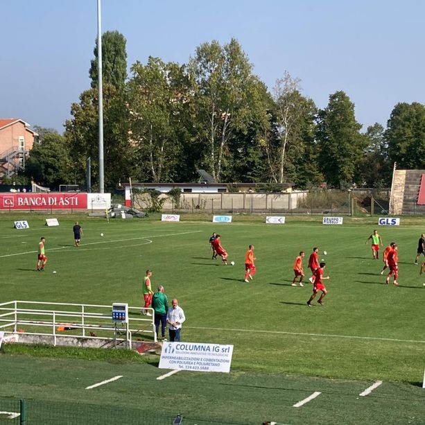 IN DIRETTA. Asti-Varese. Sfida al vertice con tanti cuori biancorossi sugli spalti