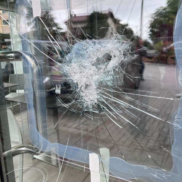 Ancora una tentata spaccata in viale Borri: locale nel mirino due volte in un mese