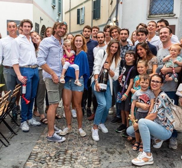 FOTO e VIDEO - Nel cuore di Varese la festa a Federica Cesarini, la regina del lago dorato