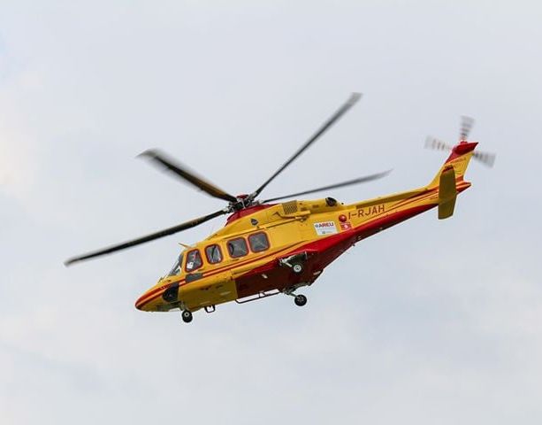 Schianto tra auto a Turbigo, muoiono un ragazzo di 18 anni e una donna di 33 anni