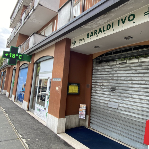 Furto con scasso alla farmacia di Bizzozero: rubati i soldi dell'incasso
