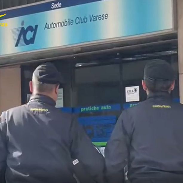 Auto &quot;fantasma&quot; per commettere reati. La Guardia di Finanza di Varese indaga 15 persone
