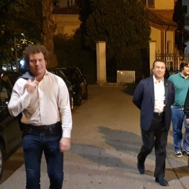VIDEO. Salvini c'è. Al via a Saronno l'assemblea della Lega