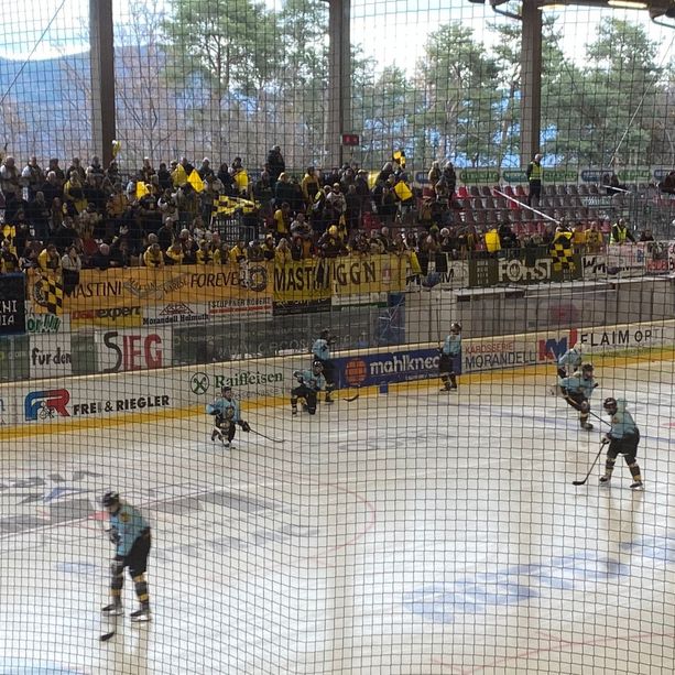 IN DIRETTA. Caldaro-Varese. Duecento tifosi gialloneri spingono i Mastini (con Drolet) in Alto Adige