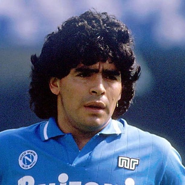 E' morto Diego Armando Maradona, il calcio perde la sua leggenda