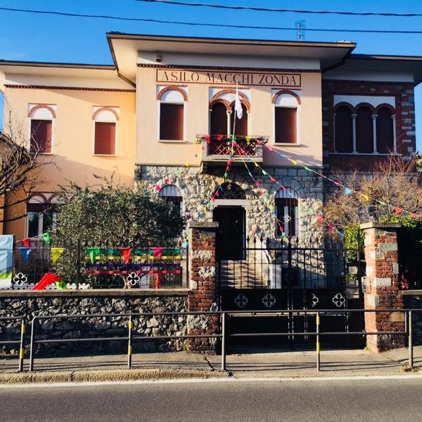 Ladri all’asilo di Bobbiate, rubati pochi euro ma danni alla struttura