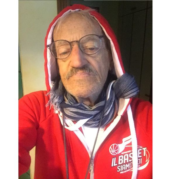 Il Basket Siamo Noi e tutta Varese piangono Emilio Forni: «Era applaudito quanto i giocatori per l’entusiasmo che trasmetteva»