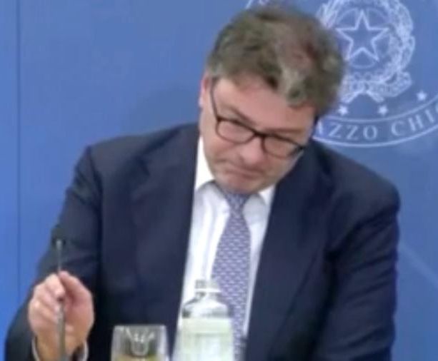 ADDIO BOBO. Giorgetti trattiene a stento le lacrime, Mattarella scrive alla famiglia