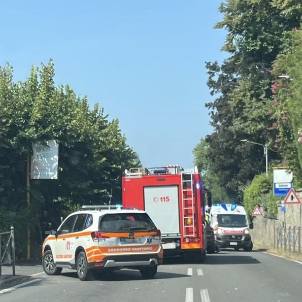 Luvinate, due auto si scontrano sulla statale 394: quattro persone soccorse e strada chiusa