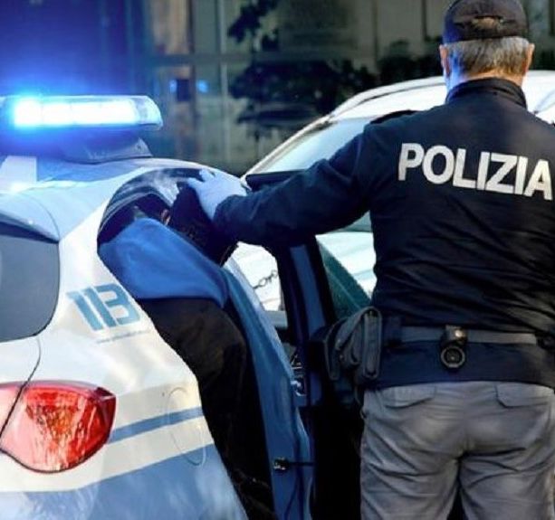 In manette la banda dei furti nei parcheggi dei supermercati del Varesotto