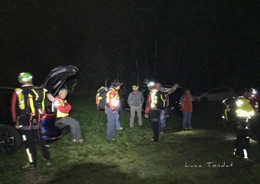 Non rientra e scattano i soccorsi: cercatore di funghi varesino disperso in Val Vigezzo ritrovato sano e salvo nella notte