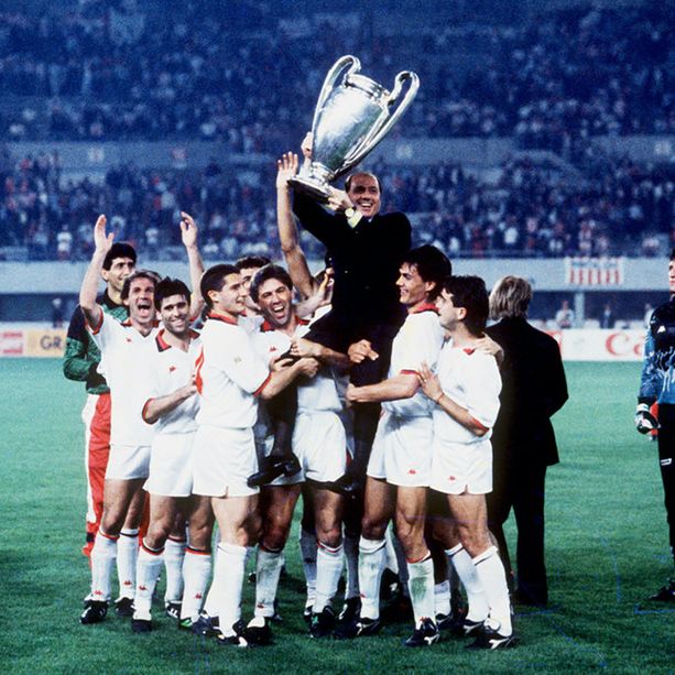 «Dal Milan ferito a Berlusconi che cambia il mondo, anzi il &quot;giuoco&quot; del calcio. Il suo modo di fare le cose sempre generoso»