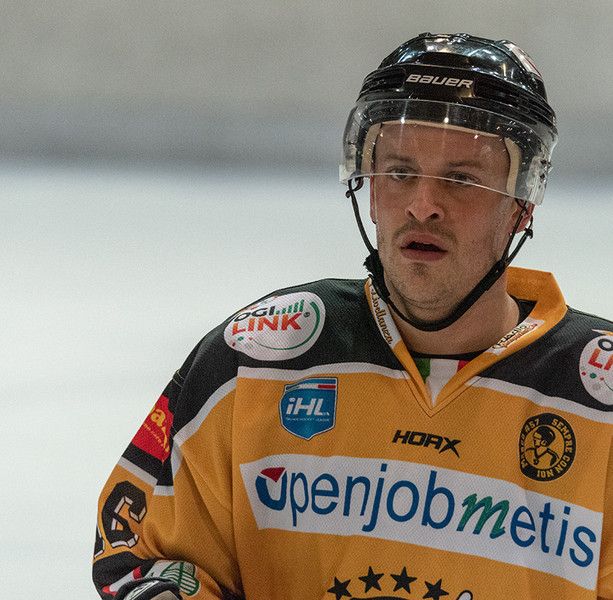 HOCKEY, FINAL FOUR -1. Vanetti, il Mastino nel petto: «A Merano per chiudere il cerchio»