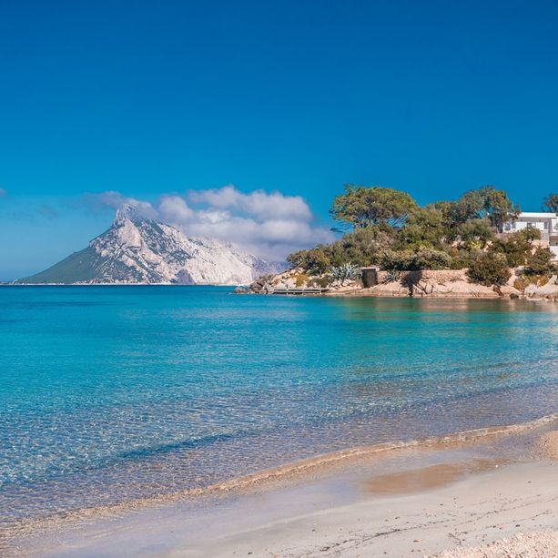E' Giorgio Noris di Fagnano Olona il 19enne annegato ieri in Sardegna