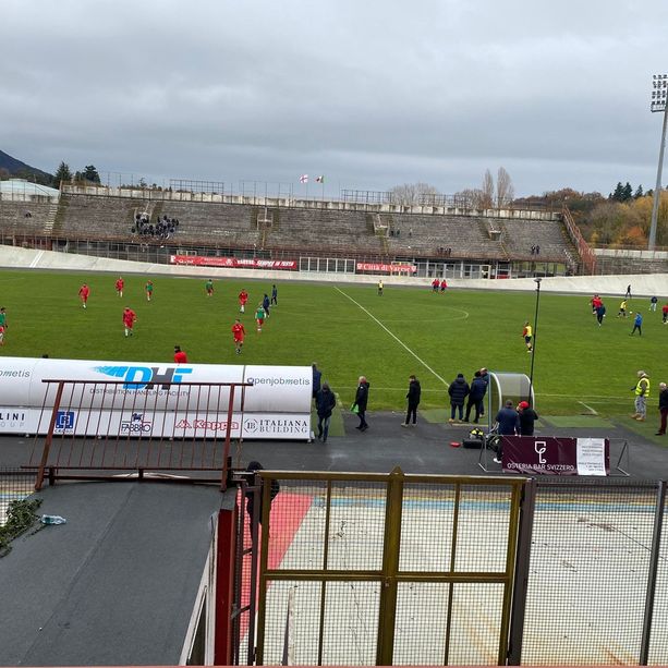 IN DIRETTA. Varese-Caronnese nel gelo del Franco Ossola. Più giocatori nuovi che pubblico