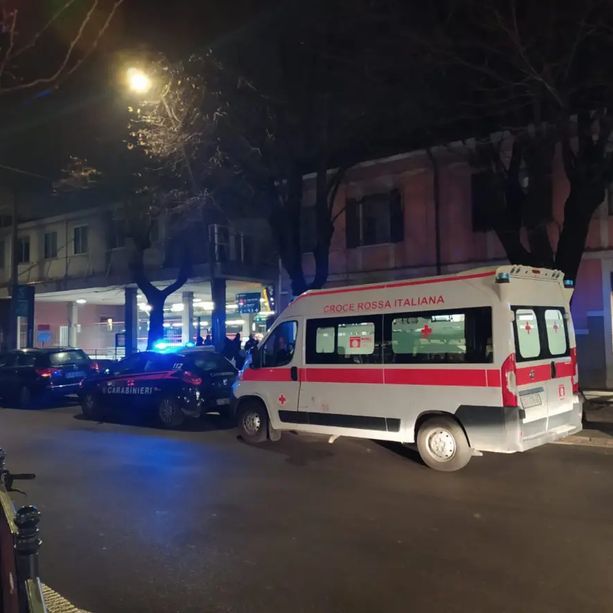 Fine settimana da incubo alla stazione di Saronno: derubati un uomo nel sottopasso e un minorenne sul treno