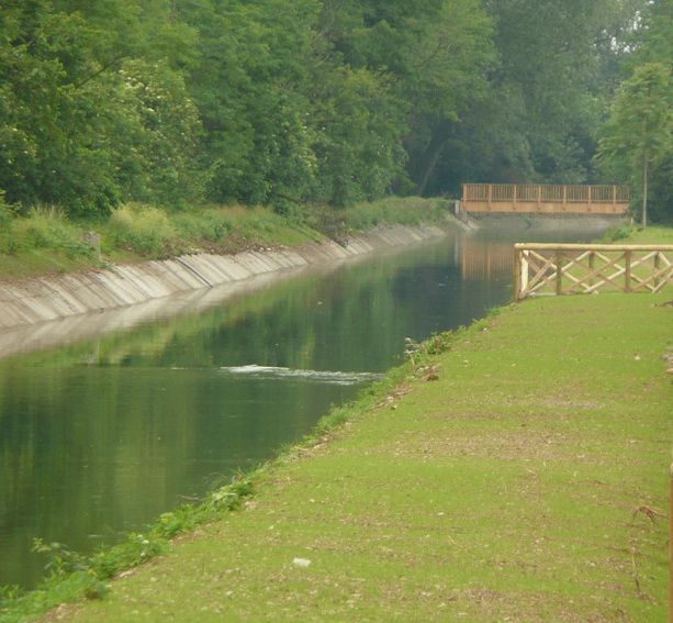 Donna senza vita nel Villoresi