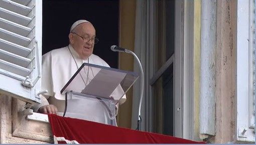 Angelus, Papa Francesco torna sulla guerra in Ucraina