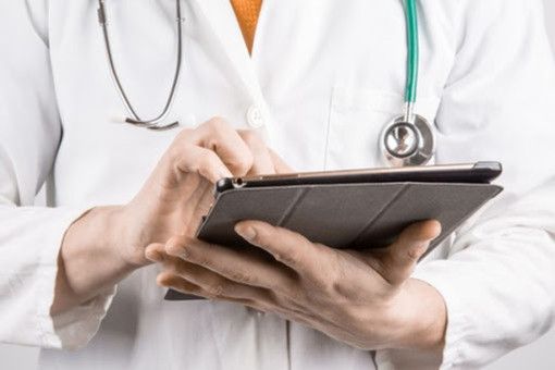 Fumo, obesità e reflusso sono i principali fattori di rischio del tumore all’esofago