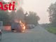 Asti: auto in fiamme, all'alba, in via Badalin
