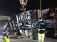 Isola d'Asti: camion si ribalta nella notte e perde parte del carico (FOTO)
