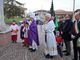 Inaugurata una targa dedicata a Papa Francesco e benedetta dal vescovo Marco Prastaro (FOTO)