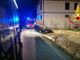 Auto esce di strada e si ribalta a Portacomaro