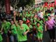 È l'ora della StraAsti. Una città che torna a vivere con indosso il color lime (FOTO)