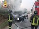 Si incendia furgone in corso Savona. Vigili del fuoco sul posto