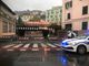 Maltempo in città: madre e figlia intrappolate in auto, i vigili del fuoco le salvano Maltempo in città: madre e figlia intrappolate in auto, i vigili del fuoco le salvano