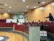 Fascia istituzionale di Regione Liguria alla commemorazione delle vittime repubblichine: in aula scoppia il caos e in consiglio si chiude in anticipo (VIDEO)