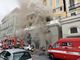 Incendio in un negozio in via Gramsci, sul posto i vigili del fuoco (foto e video in diretta)