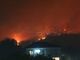 Incendio nell'entroterra albenganese, apprensione per la nottata. Prosegue il monitoraggio, una settantina gli evacuati